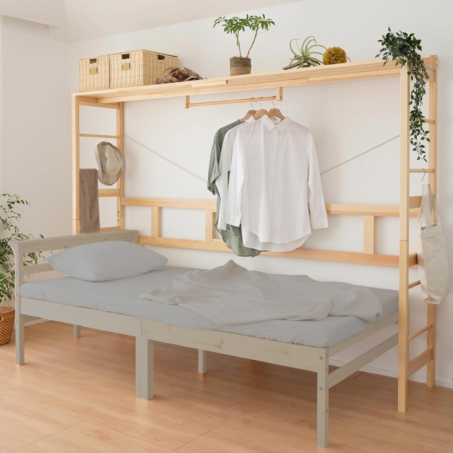 塩地（シオジ）　一枚板テーブル　　　#1 タモ　ナラ　栃　楠　ケヤキ 塩地（シオジ） 一枚板テーブル #1 タモ ナラ 栃 楠 ケヤキ 一枚板